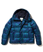 오묘한 색감의 무아레 프린트 푸퍼 재킷 1백5만원 겐조 옴므 제품.