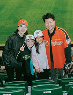 박찬수 씨의 가족은 아빠 때문에 전부 한화 팬이 됐다. 
